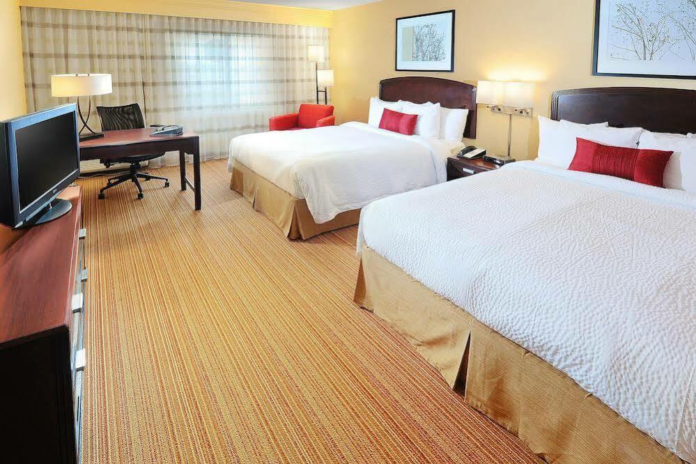 Courtyard By Marriott Oklahoma City Northwest מראה חיצוני תמונה