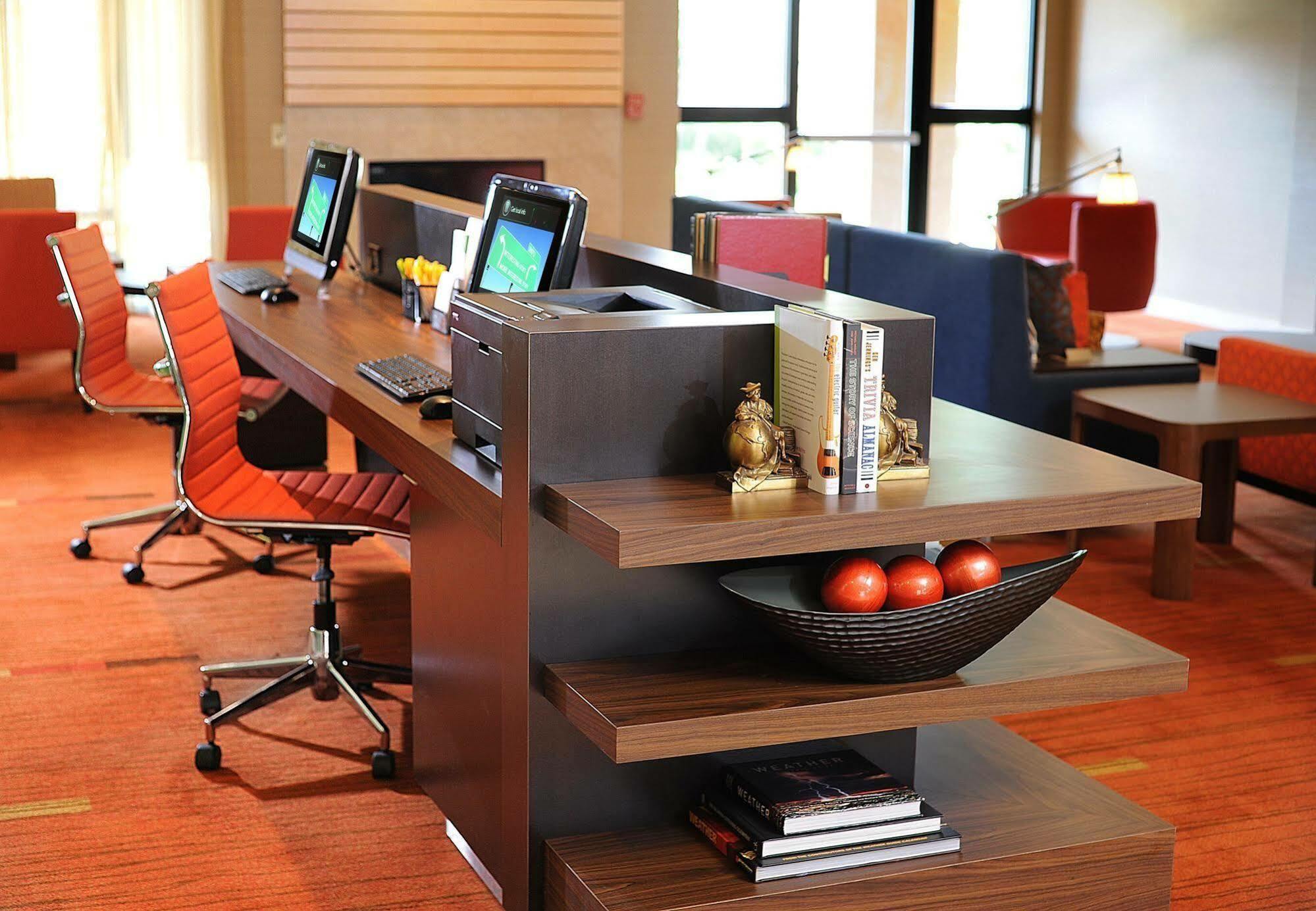 Courtyard By Marriott Oklahoma City Northwest מראה חיצוני תמונה