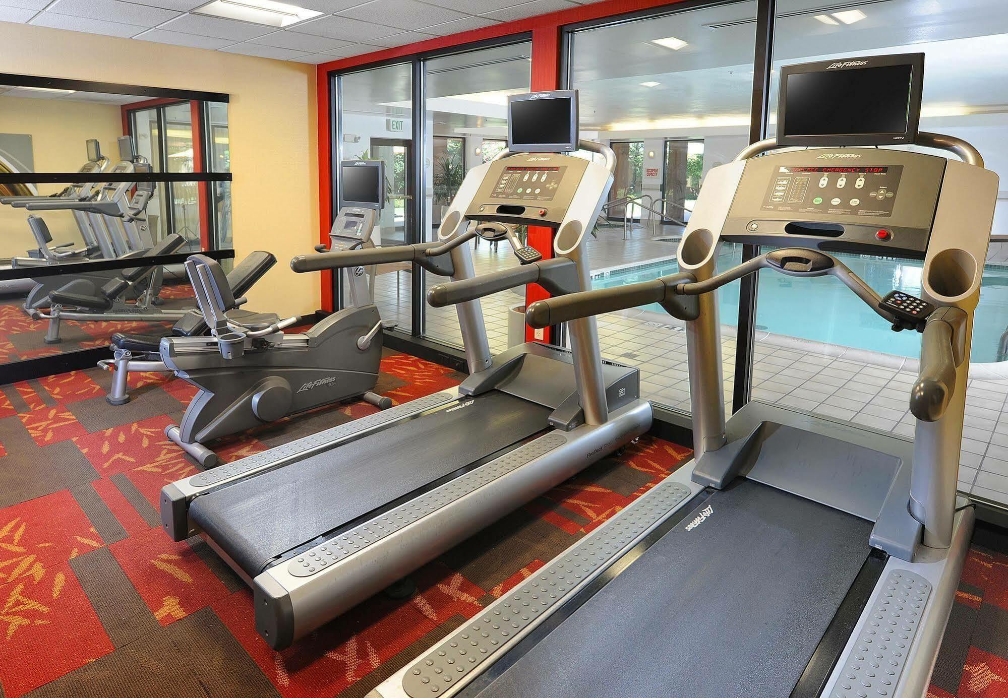 Courtyard By Marriott Oklahoma City Northwest מראה חיצוני תמונה